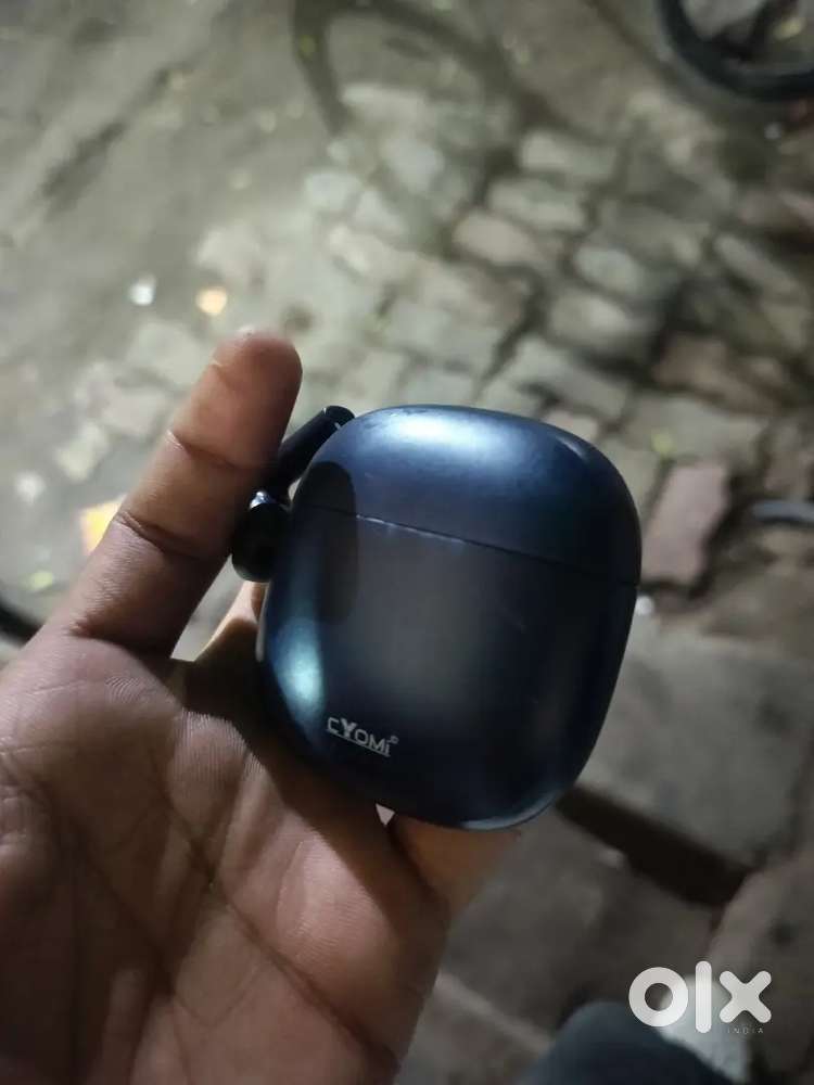 Cyomi earbuds battery backup mast hai sound superve  hai