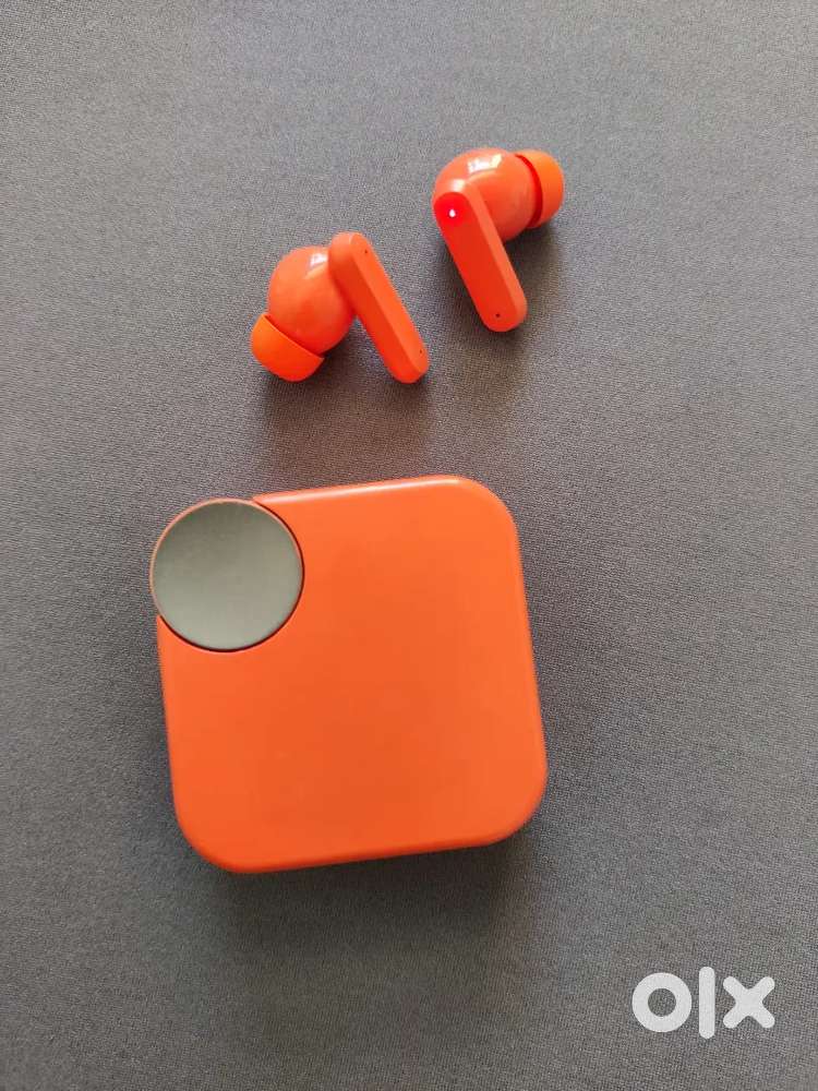 Nothing buds (fixed price)