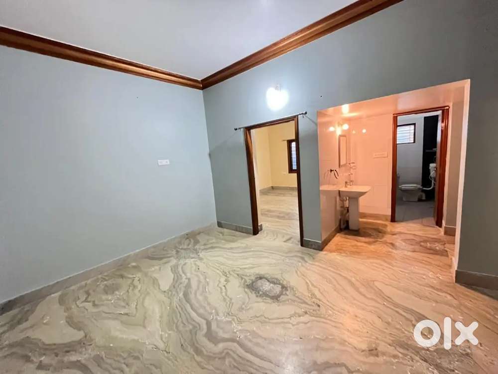 2 bhk Rent ground floor(family only)