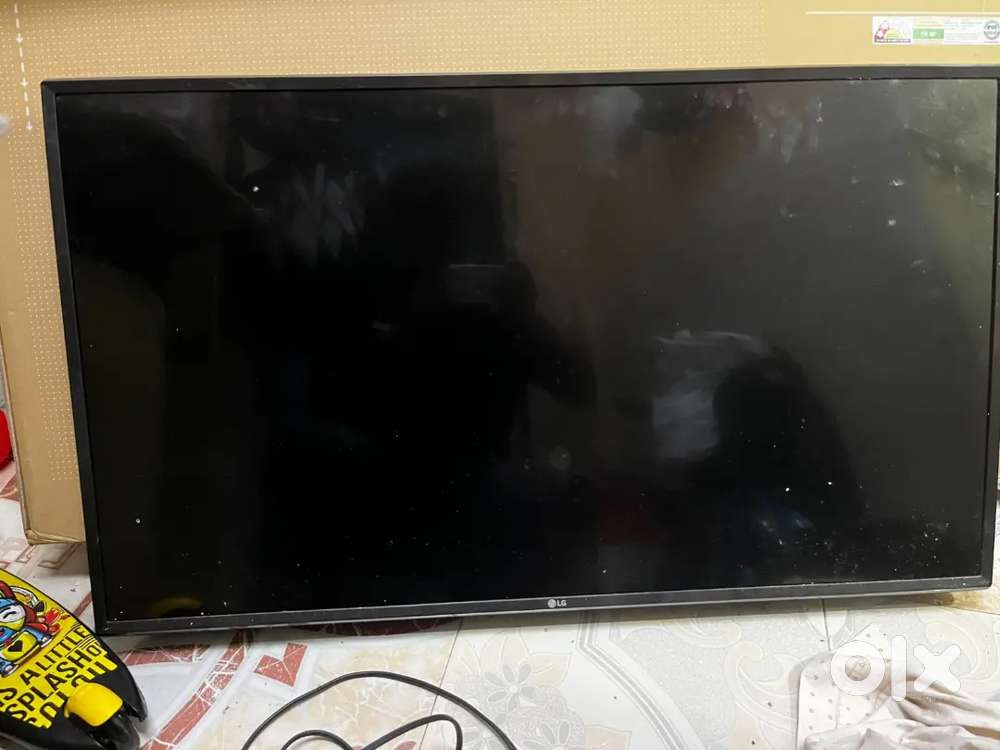 Lg 108cm 43inch 4kuhd led smart tv display broken