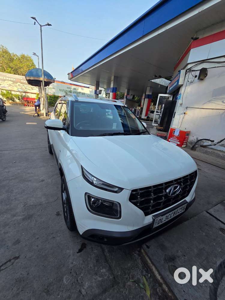 Hyundai Venue SX Plus Turbo DCT, 2021, Petrol