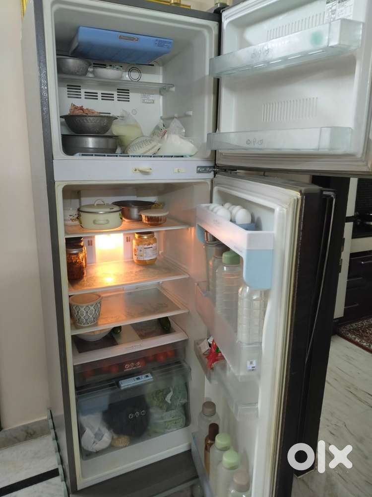 LG double door fridge 310 tones