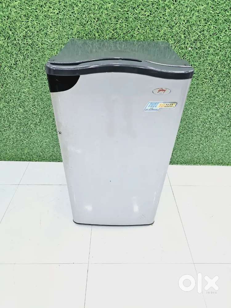 Fridge in Good Condition - Free Shipping Offer