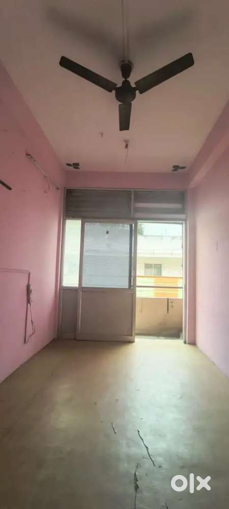 Office rent in Affordable price in Gandhipuram