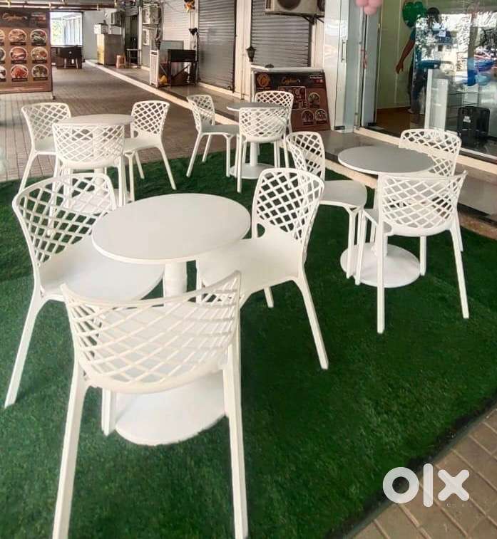 For Sale: Restaurant/ Icecream Palor Set up - 7 Tables + 19 Chairs