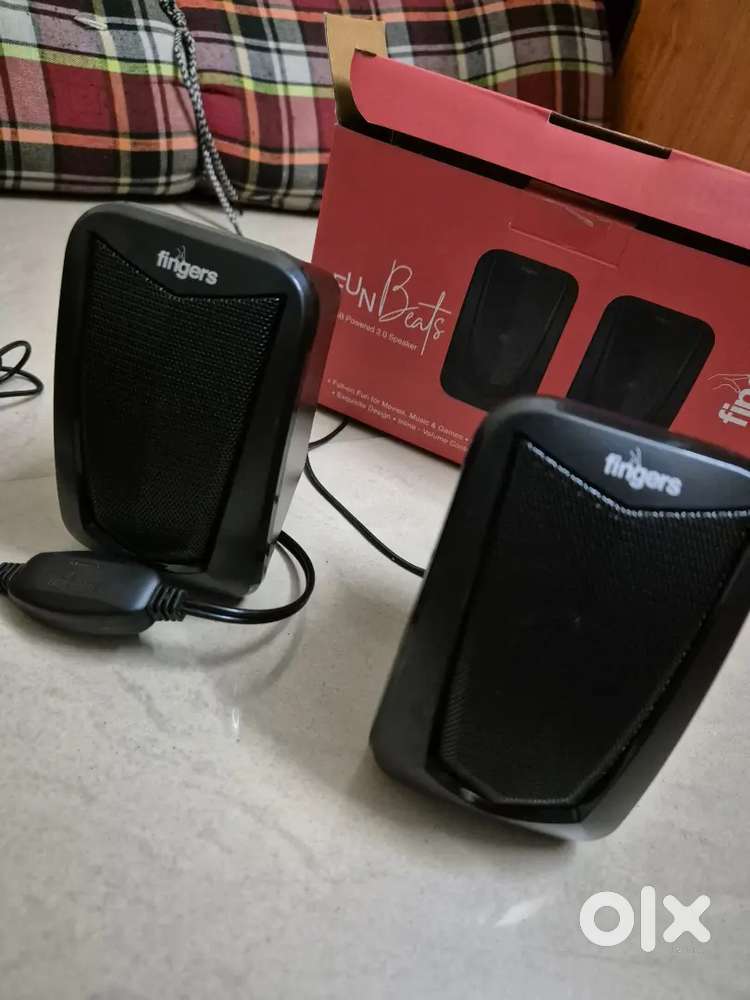Fingers wired speaker
