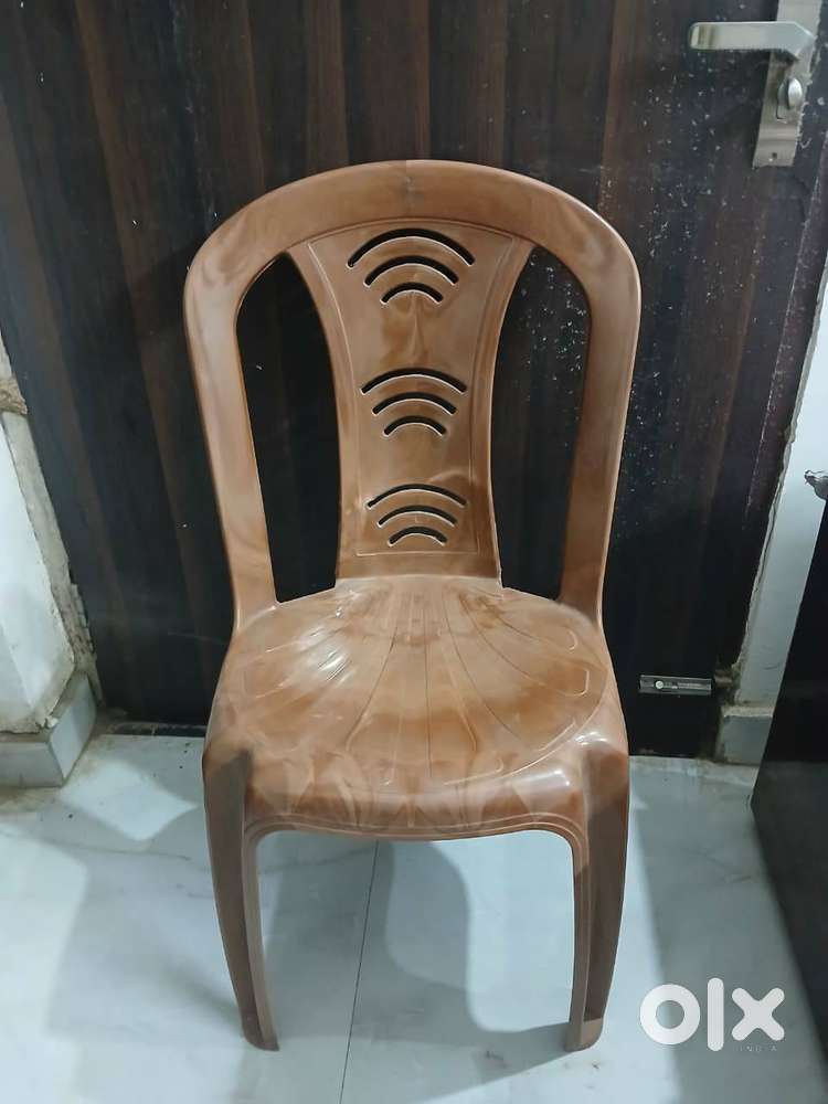 Plastic Chair Sale Matiyari Chauraha, Chinhat, lucknow