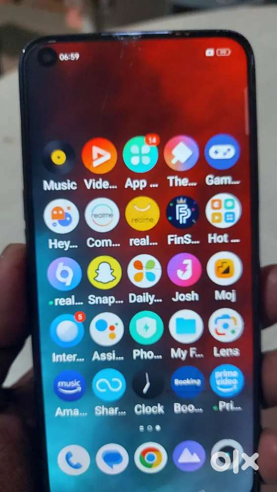 Real mi Narzo 30. 4gb + 64gb.Big disply  5.000mah battery... 4.000rs