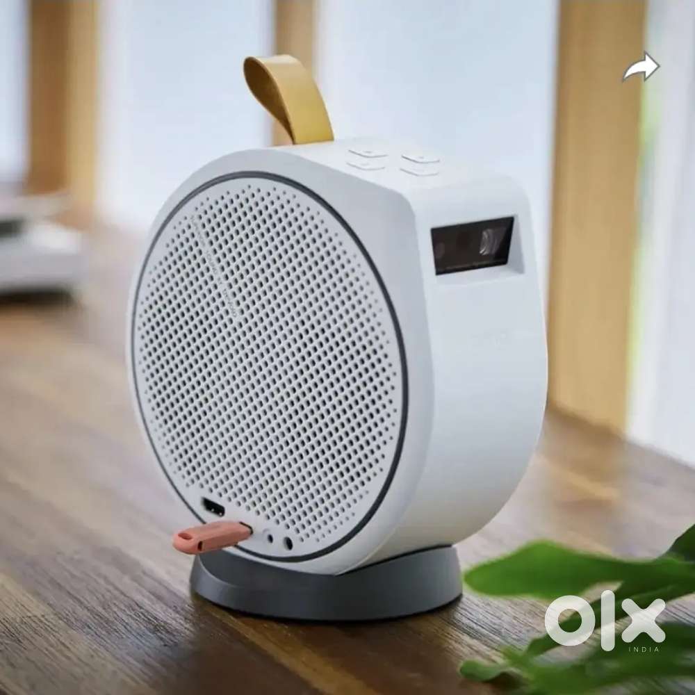 Benq projector GV30 360 Wireless with speakers