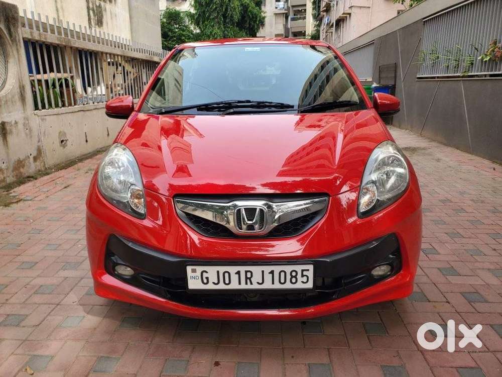 Honda Brio V Automatic, 2015, Petrol