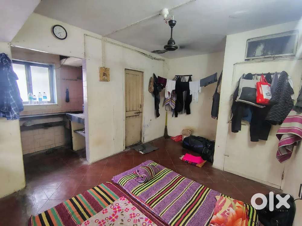 One male roommate required