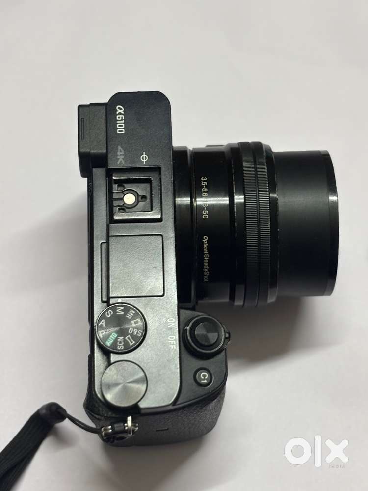 Sony A6100 with kitlens