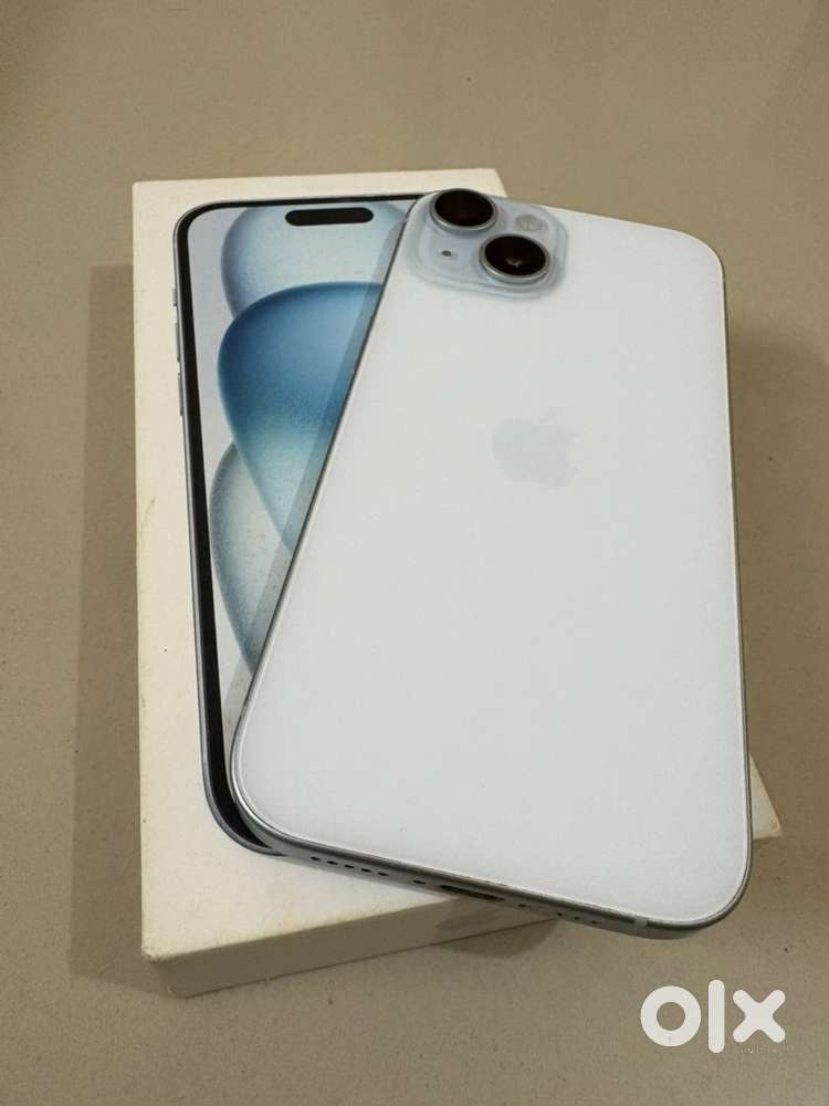 IPHONE 15 Light Blue