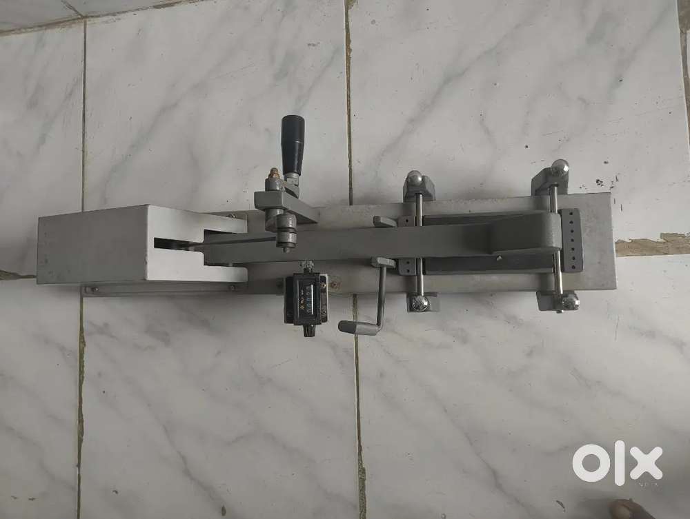 Colour fastness crocking machine