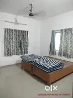 For rent 4 BHK flat without lift nearby saibaba temple Ellorapark
