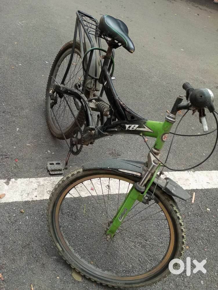 gear cycle and dressing table and sofa