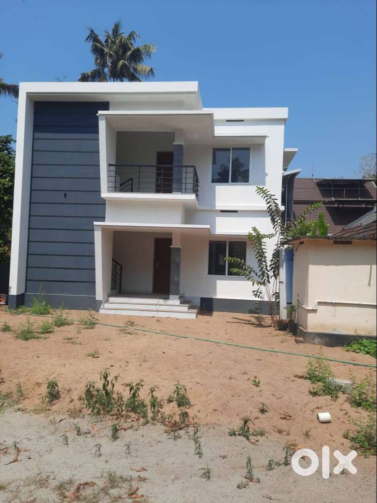 2-Bedroom House for rent– Panchara Valavu, Peringanam