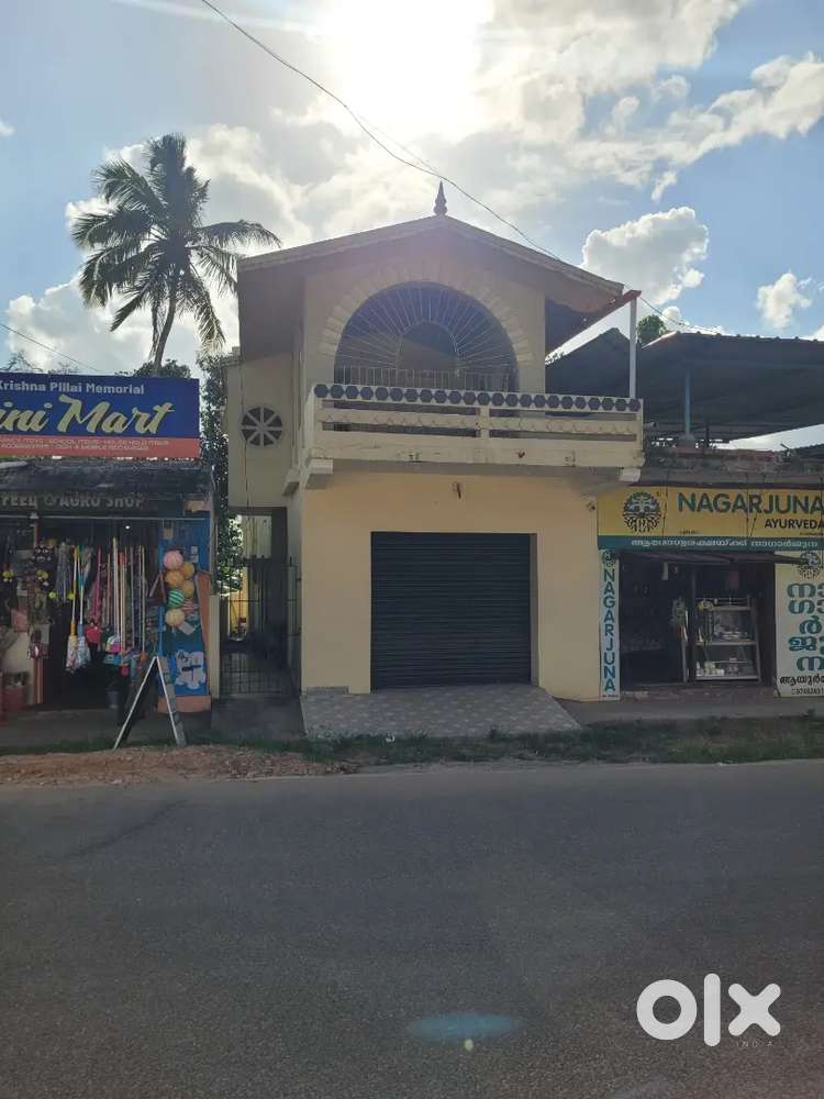 Spacious 2 BHK house (top floor),  Mannady- Adoor Road
CHOORAKODE