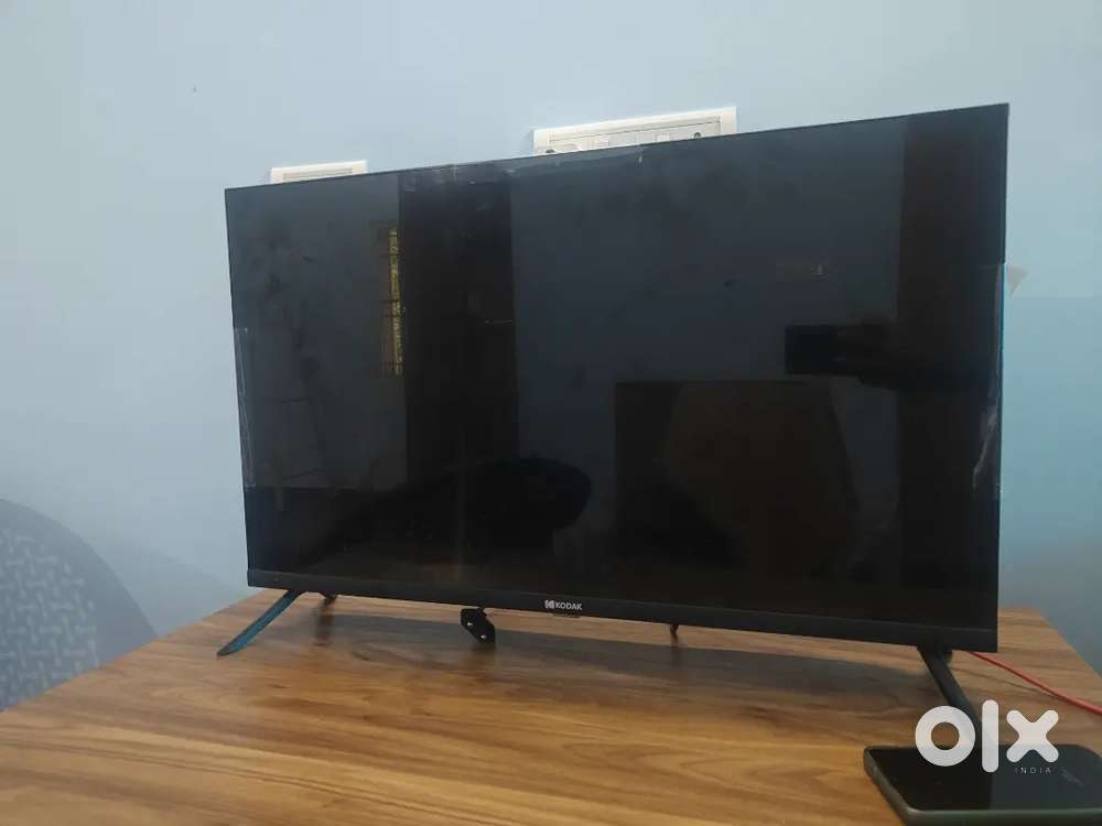 32 inch android tv (9 month old)