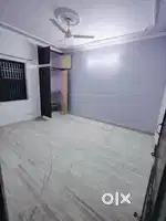 Ground floor 2bhk semi furnished flat near Chitrakoot stadium.