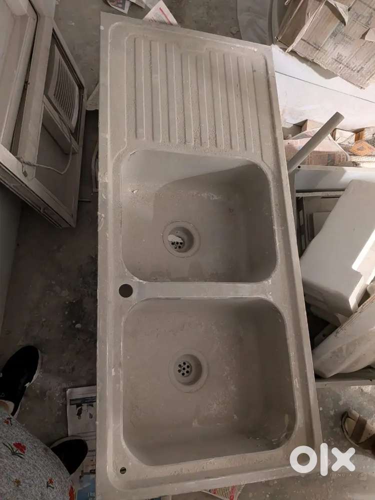 Kitchen sink