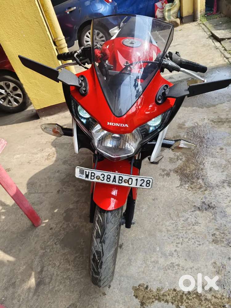 HONDA CBR 150R