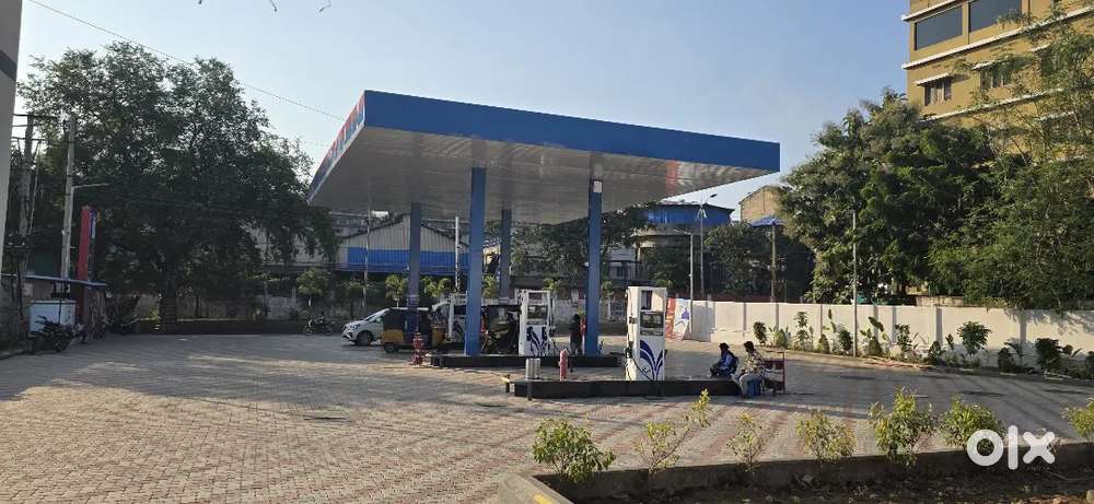 Petrol diesel lubes sale manager