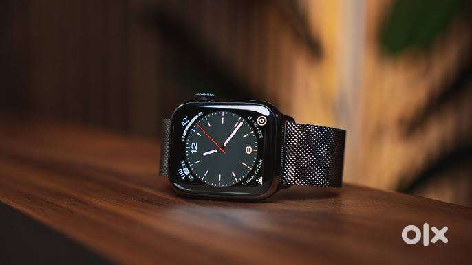 Apple Watch Series 8 41mm Black Stainless Steel with Bill for 25900