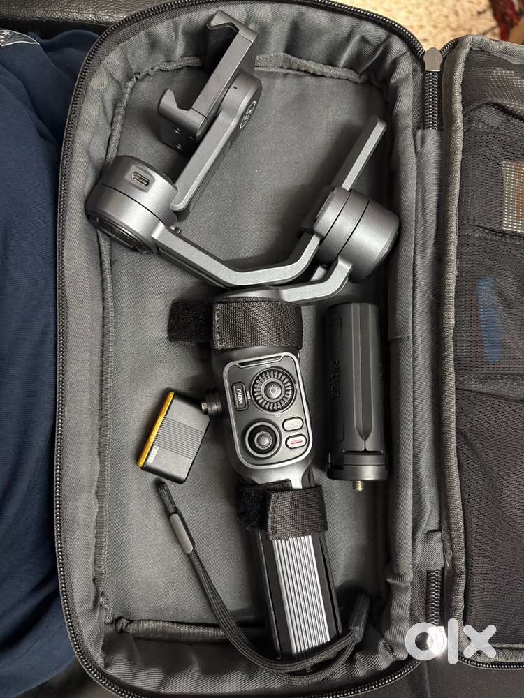₹13,000 ONLY - Mobile Gimbal Zhiyun Smooth 5