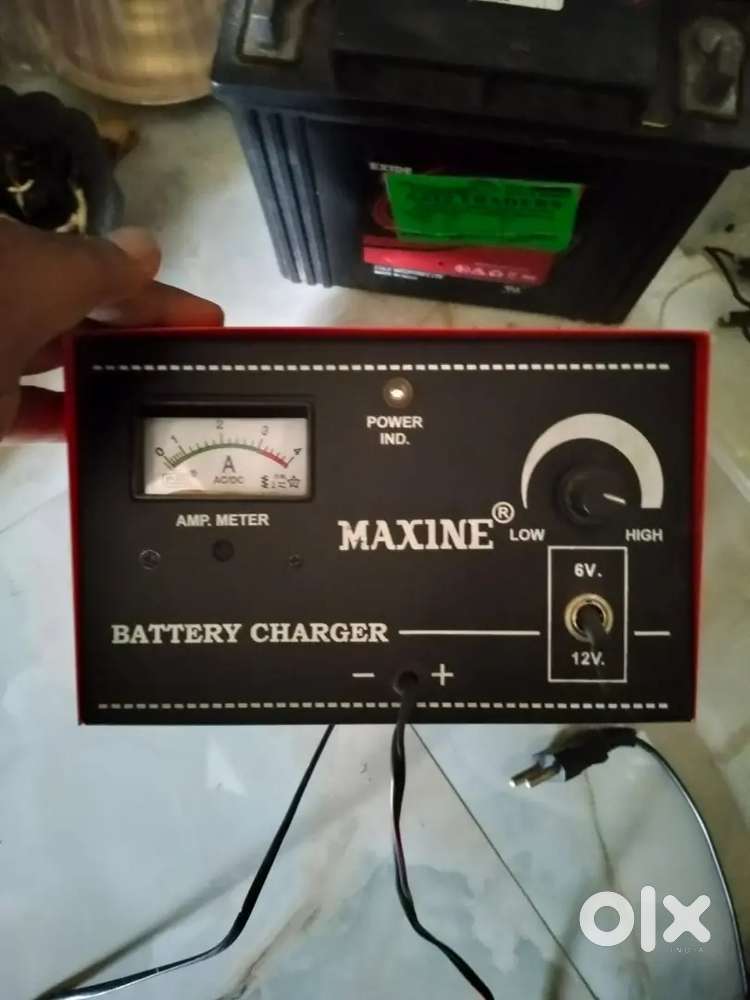 Battery with  charger Good condition