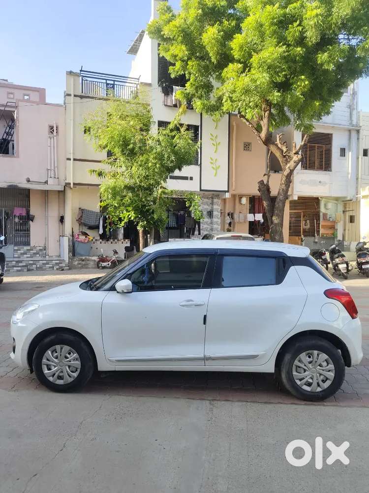 Maruti Suzuki Swift 2019 Petrol Automatic