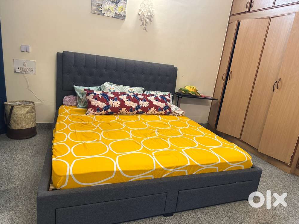Branded King Size Bed with Storage and Mattress