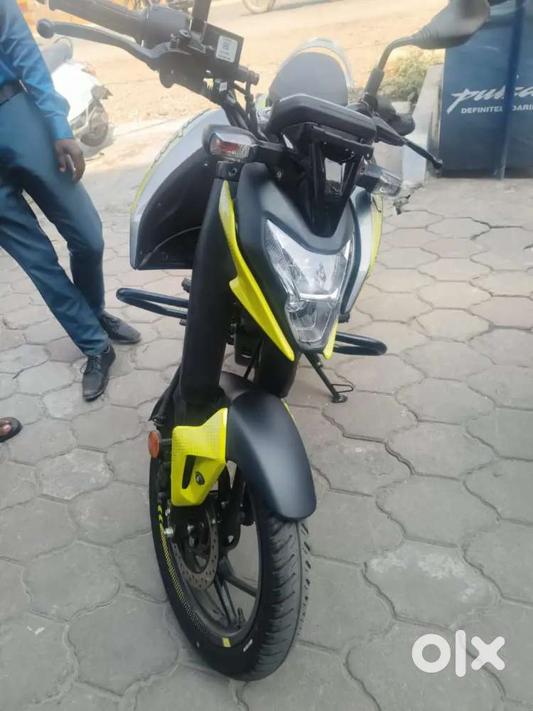 Bajaj N 125 Bluetooth version for sale