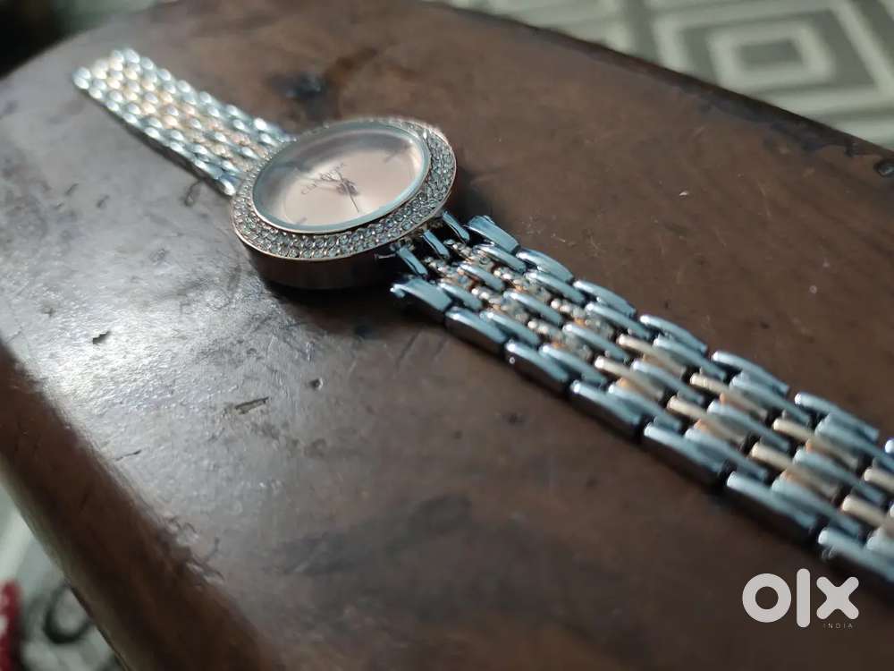 LADIES WATCH
