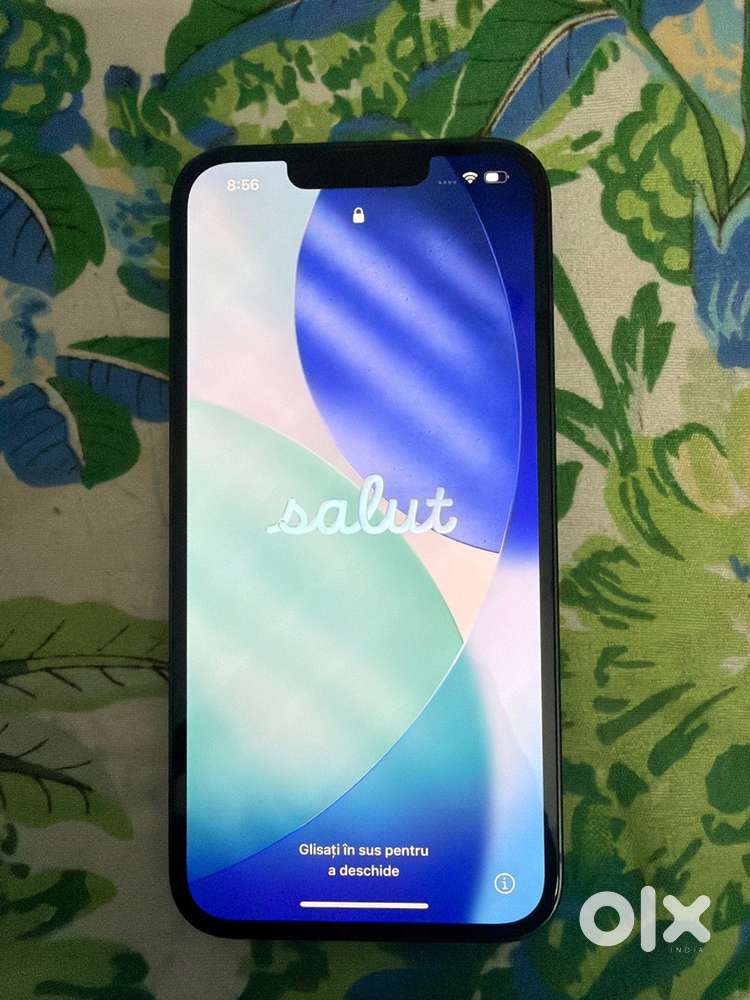 iPhone 13 128 GB (₹25000) - looks brand new 80% battery health