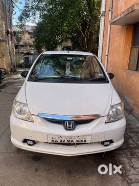 Honda City 2004 Petrol Well Maintained