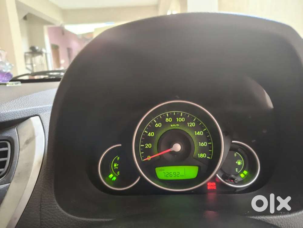 Hyundai EON 2012 LPG 72692 Km Driven