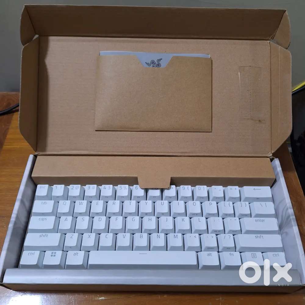 Razer Huntsman Mini - Mercury Edition 60% Optical
Gaming Keyboard Red