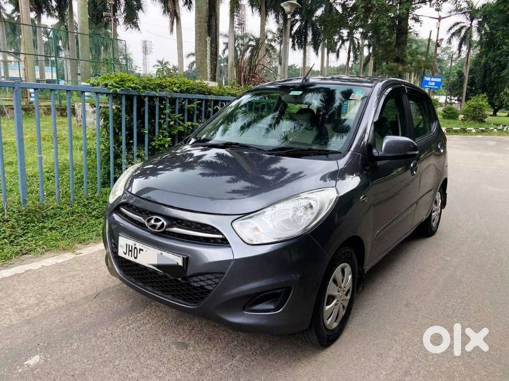 Hyundai i10 Sportz, 2013, Petrol