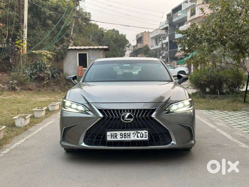 Lexus ES 300h, 2023, Petrol