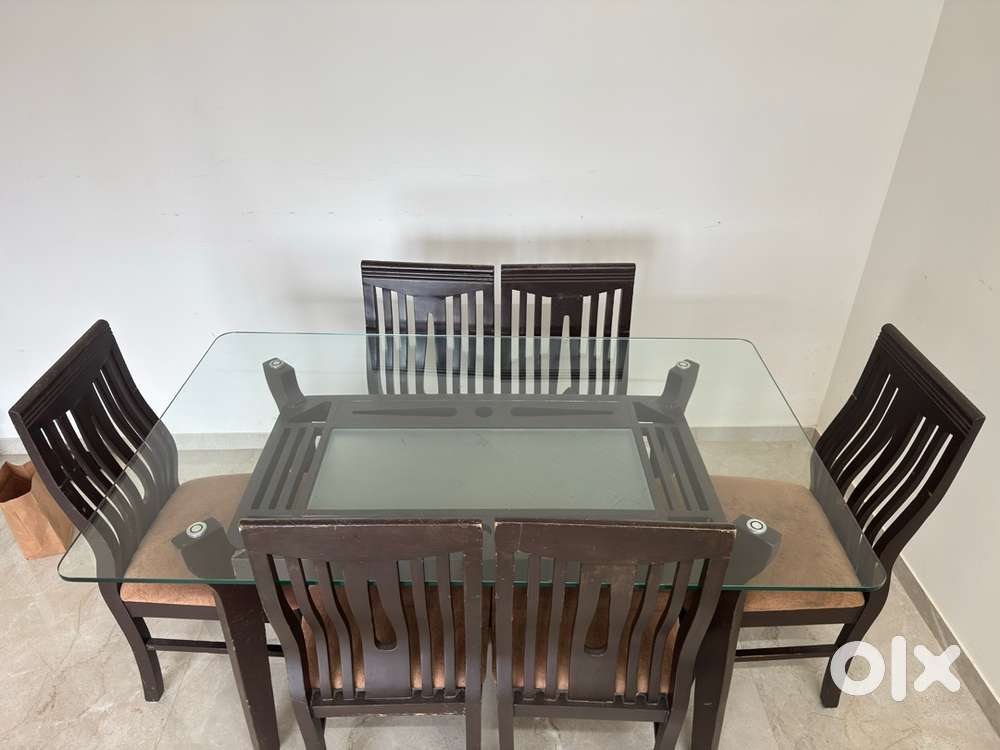 Elegant 6-Seater Dining Table Set with Glass Top