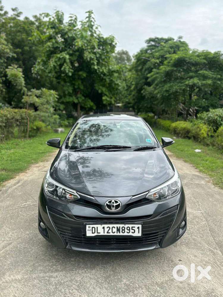 Toyota Yaris V CVT, 2018, Petrol