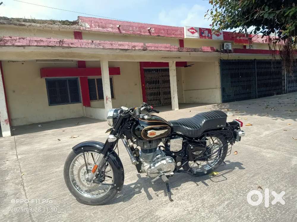 New condition bs 4 Uk number bs 4 1st owner