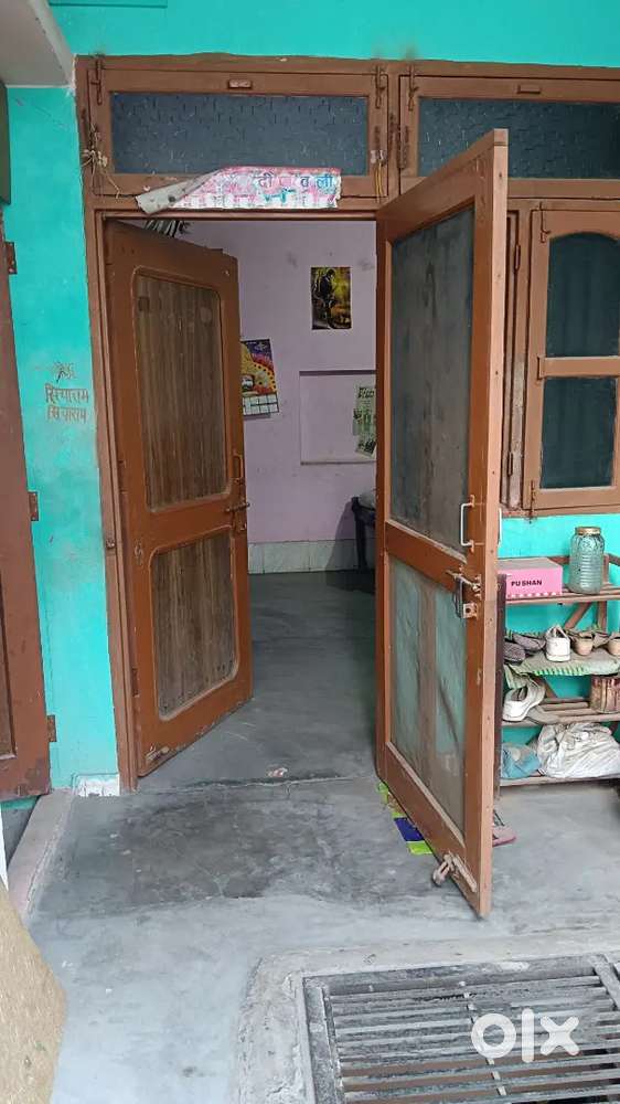 Room on Rent Bhagat Singh colony ( bachelors not allowed )