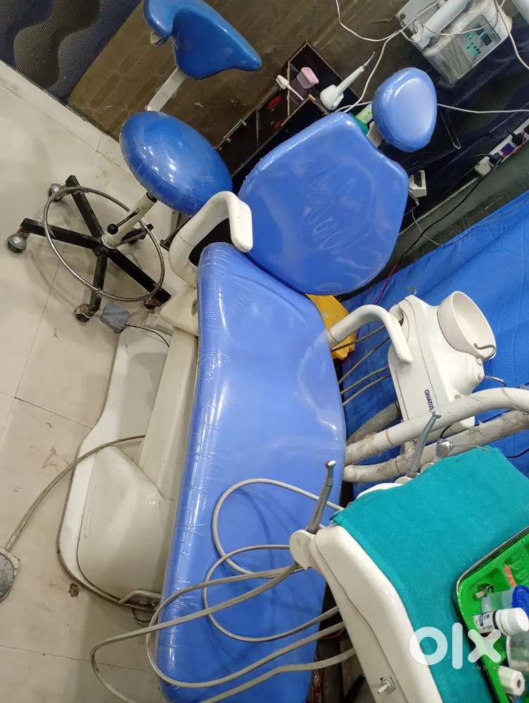 Dental chair
