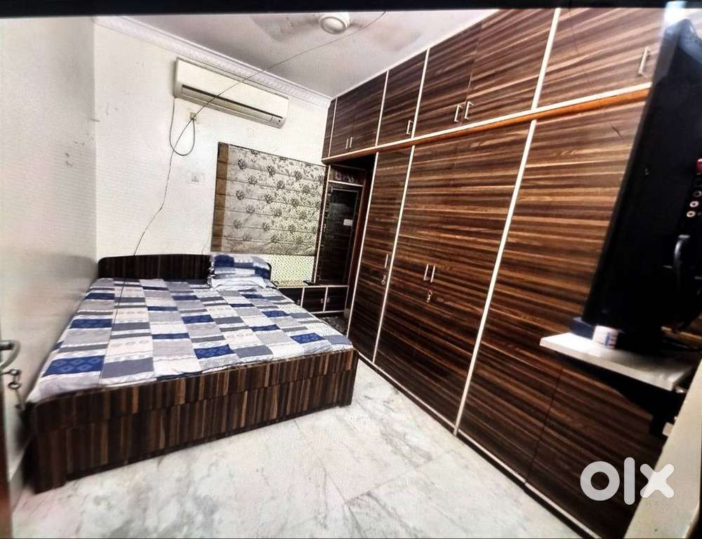 Prime location contractor area bistupur