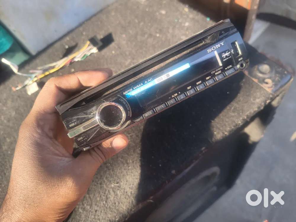 Sony stereo CDX gt494u