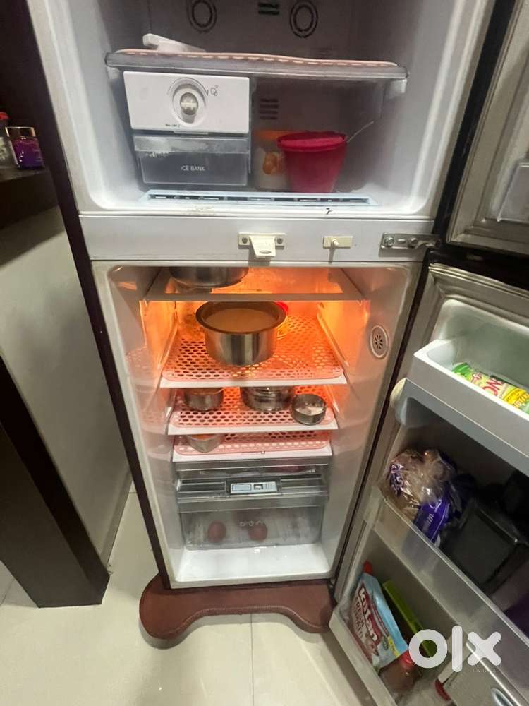 LG refrigerator