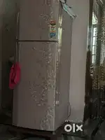 Fridge 260 ltrs