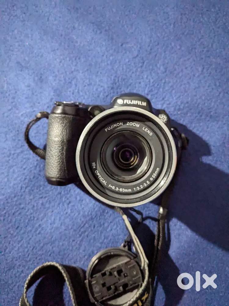 Vintage Fujifilm finepix s5600